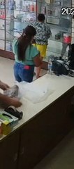 Vídeo: tres mujeres hurtan perfumes de farmacia en Carapeguá