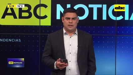 Violento choque contra un árbol deja dos heridos