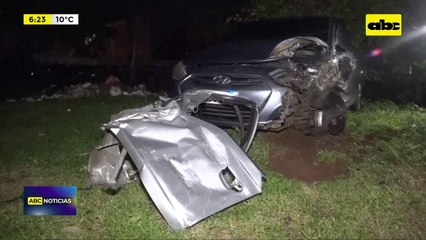 Violento choque en Ypané deja a una mujer gravemente herida