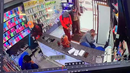 Víctimas persiguen y atrapan a asaltantes en Pedro Juan Caballero