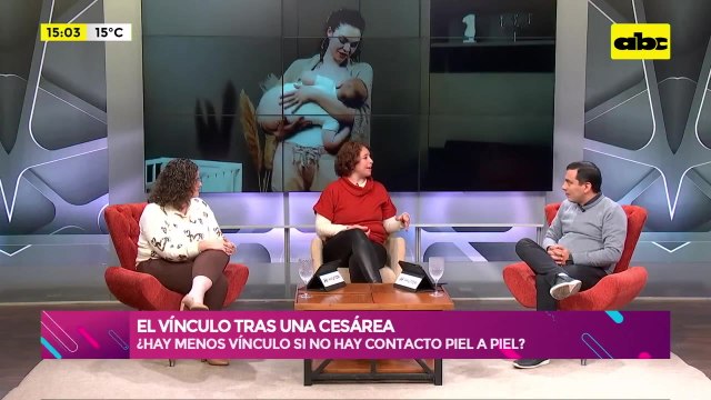 El contacto piel con piel, un “momento de oro” entre la madre y el bebé