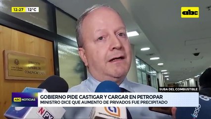 Ministro pide castigar a privados y cargar combustible en Petropar