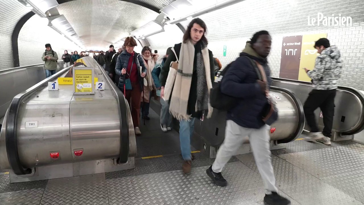 Châtelet-Les Halles : l'arrêt des tapis roulants révolte les usagers du métro