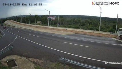 Dos camiones usaron la rampa de emergencia en ruta PY02