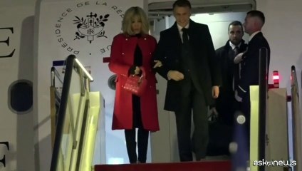 Cina, Macron è arrivato a Pechino, domani incontra Xi Jinping