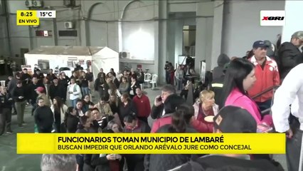 Tensión en Lambaré: funcionarios municipales contra posible juramento de Orlando Arévalo como concejal