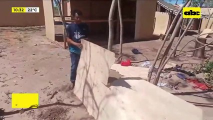 Caaguazú: viviendas de terciada construidas a comunidades nativas se desarman con el viento