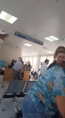 Escrache a Santiago Peña en IPS