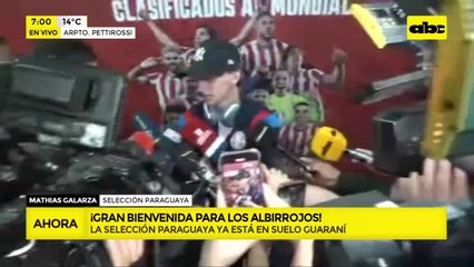 Así fueron recibidos los jugadores de la Albirroja tras la victoria en Perú