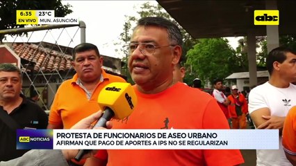 Funcionarios se movilizan para reclamar que comuna abone a IPS el dinero que les descuentan cada mes