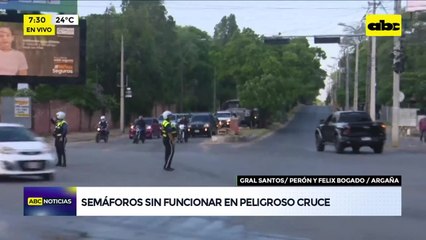 Semáforos dejaron de funcionar en complicado cruce