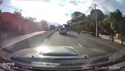 Contramano enla Ruta PY02