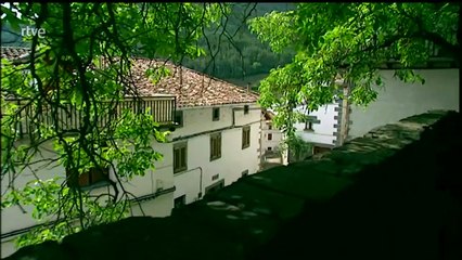 Entre El Cielo Y La Tierra: Descubre El Encanto Del Pirineo Navarro