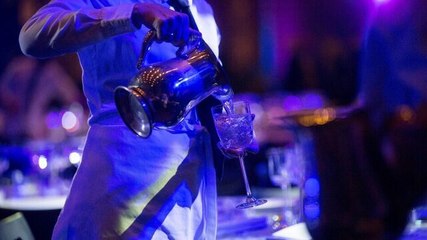 US Services Activity Edges Up to a Nine-Month High