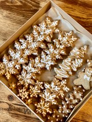 Biscuits de Noël avec Glaçage ❄️ | Recette Sablés Parfaits à Offrir Famille | Cadeaux Comestibles