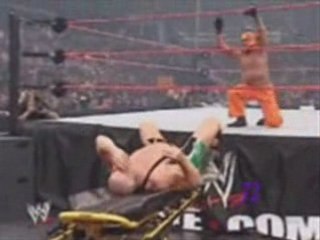 rey mysterio fait son 619 sur finlay