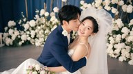 After Rebirth, I Wanted a Divorce, But My Husband Became Obsessed With Me!