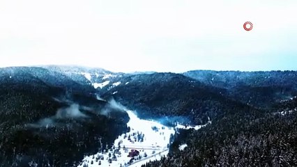 Ilgaz Dağı beyaza büründü! Kartpostallık manzaralar havadan görüntülendi