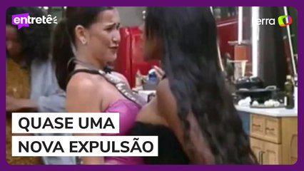 'Peito com peito' de Carol Lekker e Duda obriga intervenção da produção em A Fazenda 17