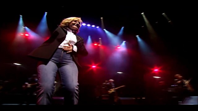 MICHÈLE TORR — “Emmène-moi danser ce soir” | Michèle Torr — Olympia Bruno Coquatrix – 2002