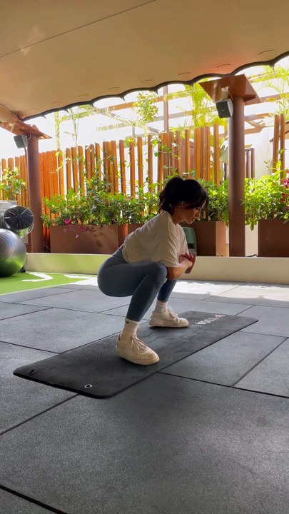 Build the V-Taper: Intense Back & Bicep Session