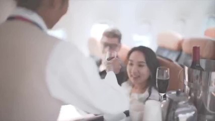 These Airlines Charge the Most for In-Flight Drinks