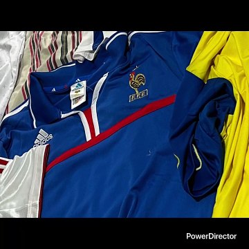 FRANCE VS ITALY CON MI PAPÁ:TU SABES YO VOY CON FRANCIA E ITALIA 1 FRANCIA 0 MI PAPA TODAVÍA PUEDE FRANCIA AL 90 WILTORD MI PAPÁ BIEN CABRON Y AL 103 GOL DE ORO TREZEGUET SI FRANCIA CAMPEÓN TE DIGE QUE IBA GANAR FRANCIA MI PAPÁ A MI