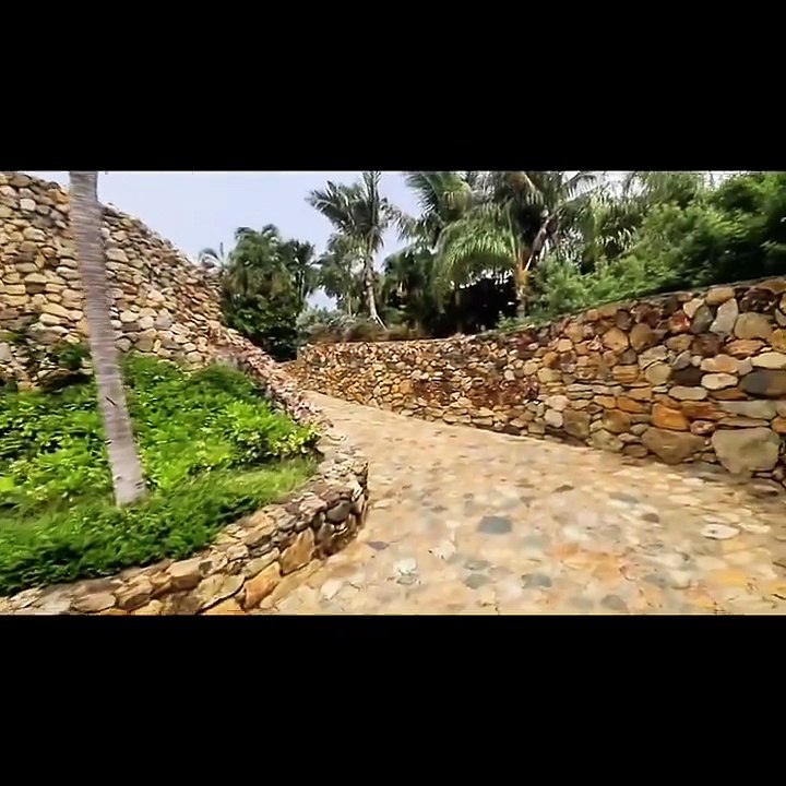 Las inéditas imágenes de la isla de Jeffrey Epstein II