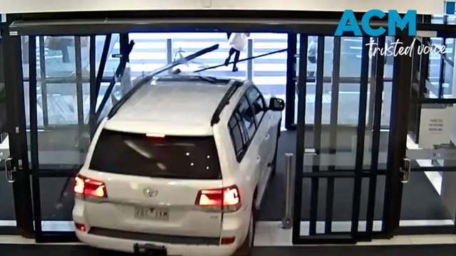Reckless driver narrowly misses pedestrians in shopping centre rampage