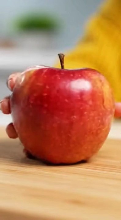 Apple Cutting Beautiful Shapes