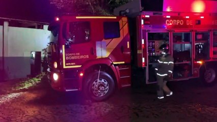 Incêndio em madeireira mobiliza diversas equipes do Corpo de Bombeiros em Cascavel