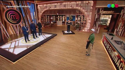 Paso en falso y eliminación: un nuevo participante dejó MasterChef Celebrity entre lágrimas