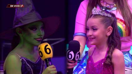 Danna y María se demuestran su amistad en la Gran Final