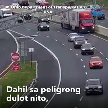 Mga motorista, nameligro dahil sa dump bed ng isang truck | GMA Integrated Newsfeed