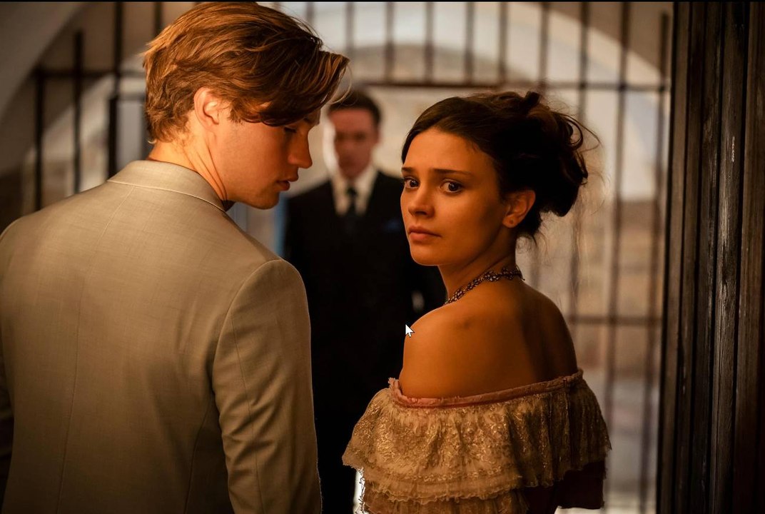 Maxton Hall S01 EP2 - Die Welt zwischen uns | Full Episode [ENGSUB]