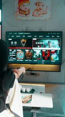 At the end, she was confused and was pressed by her family to get the marriage certificate, only to find that the object of the flash marriage was a sworn enemy, and everyone laughed at her for marrying like this, she didn't care, she had a physical marri