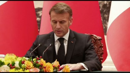 Macron a Xi: lavorare insieme per la pace in Ucraina