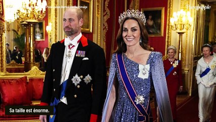 Kate Middleton en met plein la vue avec sa robe unique, elle a aussi opté pour un accessoire qu'elle n'avait jamais porté