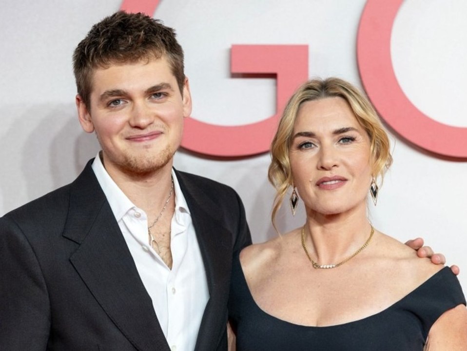 Kate Winslet und Sohn strahlen im eleganten Partnerlook
