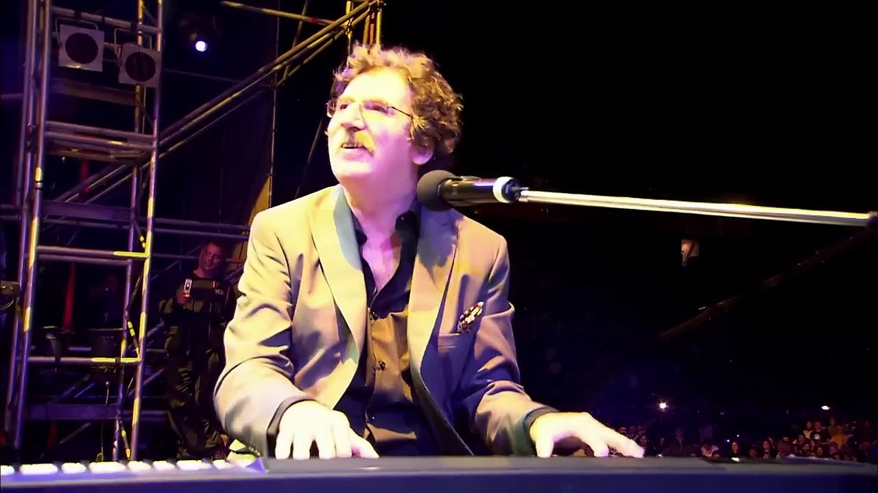 Luis Alberto Spinetta - Rezo por Vos (En Vivo Estadio Vélez Sarsfield) ft. Charly García