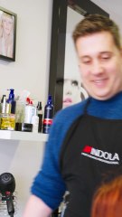 Apprenti-coiffeur (Ep43-S04)