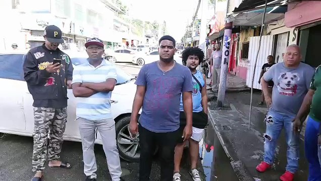 Choferes paran el tránsito en Los Girasoles: ‘¡Estamos cansados!’