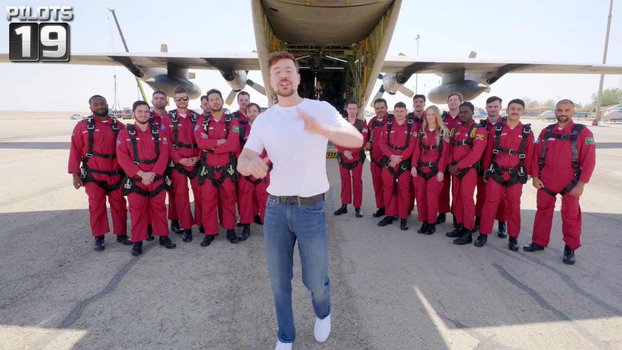 "100 PILOTS FIGHT FOR A PRIVATE JET! 😱✈️💰 (ONLY ONE CAN WIN)"