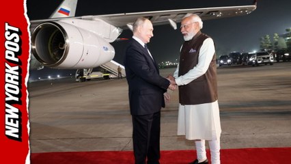 Modi welcomes Putin in New Delhi for two-day state visit