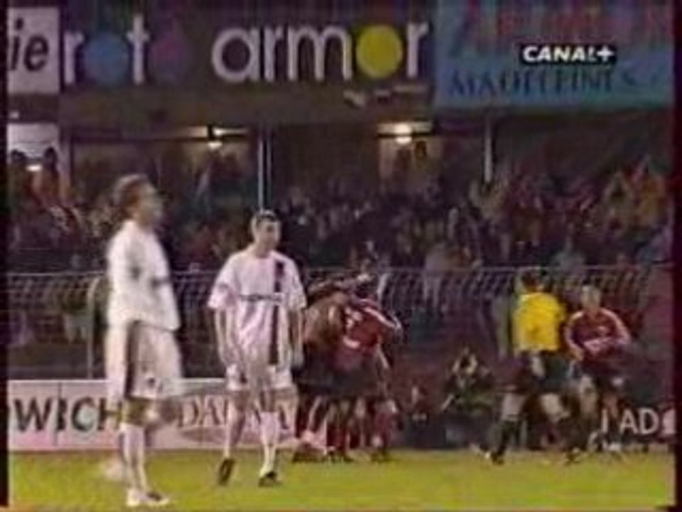 EAG - PSG 3-2 Drogba coule le PSG