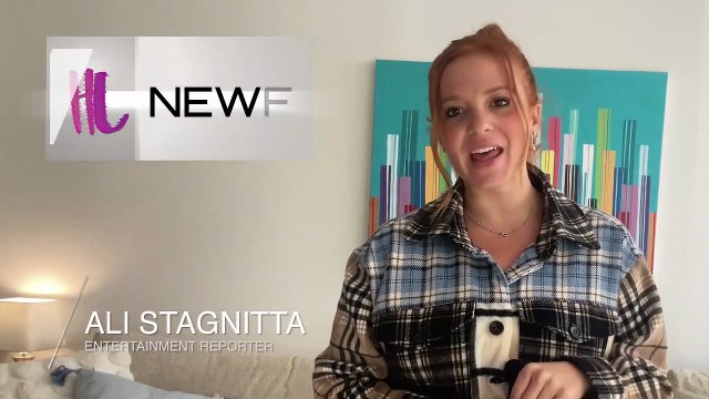 Travis Barker Seductively Sucks Kourtney Kardashian’s Toes