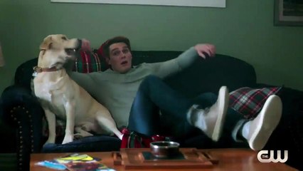 'Riverdale' Feature Shows Growing Relationship Between Fred & Archie
