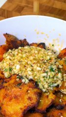 Crispy smashed potatoes