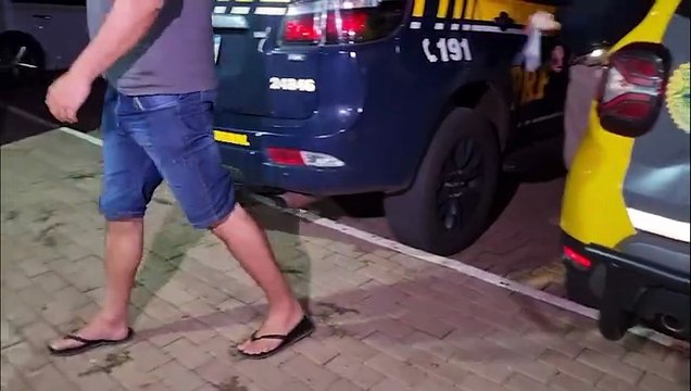 PRF detém condutor e recupera Prisma furtado, na BR-277 em Céu Azul