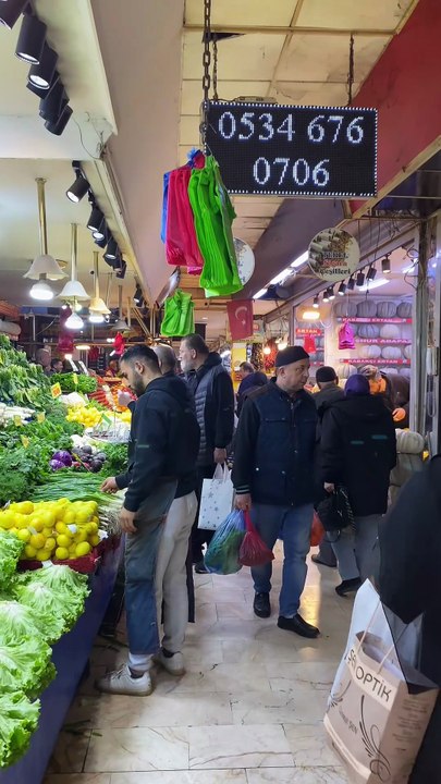Sepetler yarıya indi